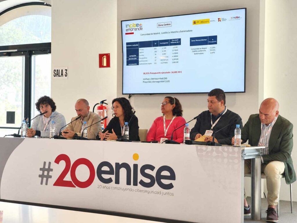 Mesa de INCIBE Emprende Zona Centro durante 20ENISE 2026